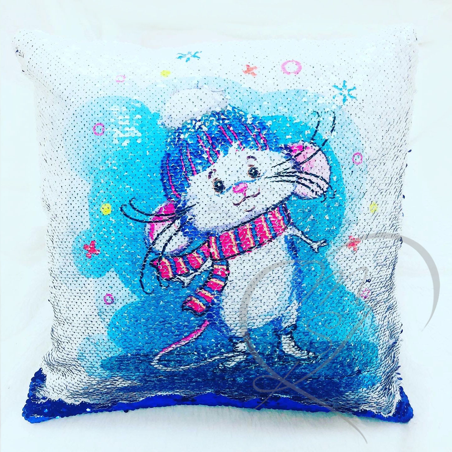 Думочка декоративная с пайетками АРТ. 020