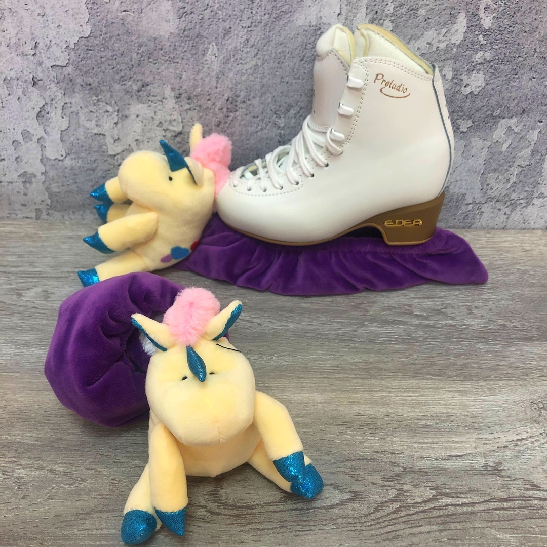 Чехлы-игрушки на лезвия "Единорожки" желтые